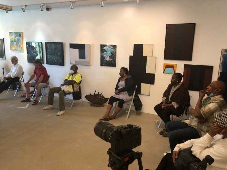 Verslag Verzamelen bij de koffie Laten we het er wel over hebben; een gesprek over racisme en de buurt